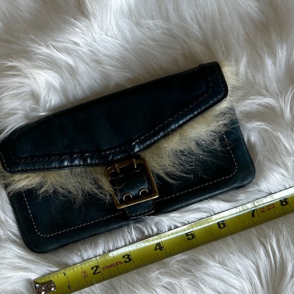 π₯π₯π₯RARE C O A C H wristlet- Blue Leather-white hair - Great Condition!!π₯π₯π₯ - Picture 11 of 12
